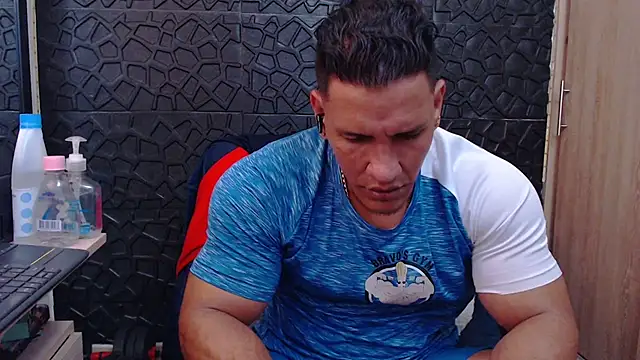 viktor herrera online show from 3, 2, 2026