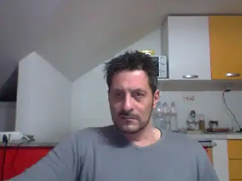 Snapshot of colosone chatting on 9, 3, 2025 colosone online show from 9, 3, 2025