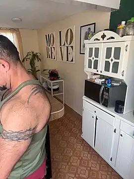 wolfbucker online show from 1, 4, 2026