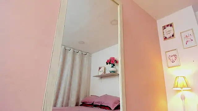 VictoriaGarret online show from 5, 2, 2026