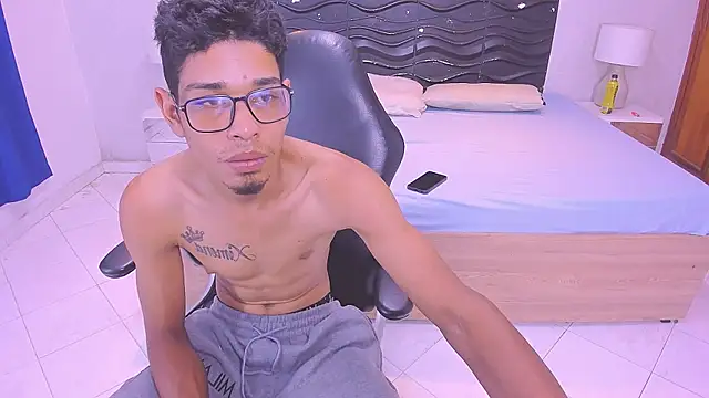 Snapshot of Jeik_Lorens chatting on 13, 1, 2026 Jeik Lorens online show from 13, 1, 2026