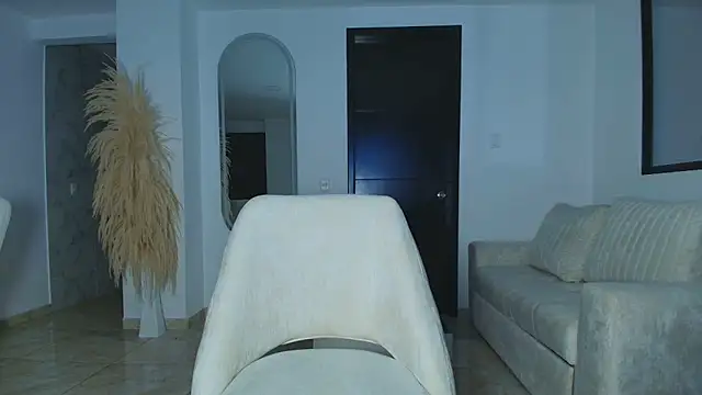 Meghanparker01 online show from 8, 2, 2026