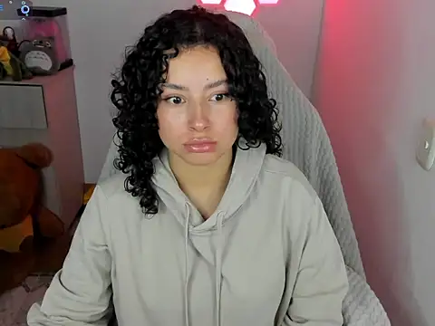 emillyaqua online show from 9, 1, 2026