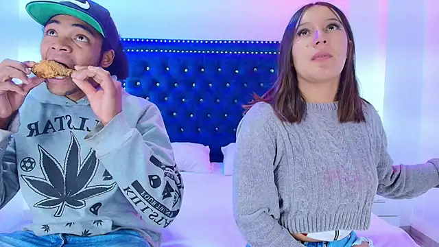 Cristal and luke online show from 22, 3, 2026