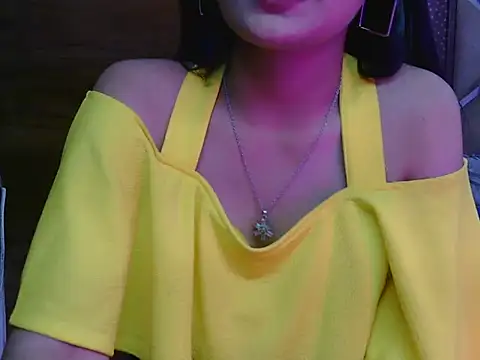 Snapshot of sweet_riyaaa chatting on 3, 5, 2026 sweet riyaaa online show from 3, 5, 2026