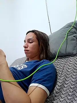 ofjuliaa online show from 19, 2, 2026