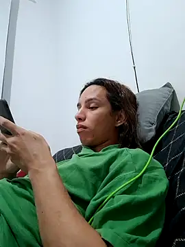 ofjuliaa online show from 22, 3, 2026