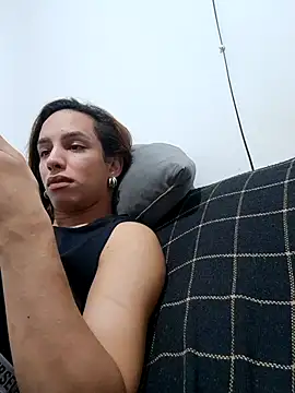 ofjuliaa online show from 24, 3, 2026