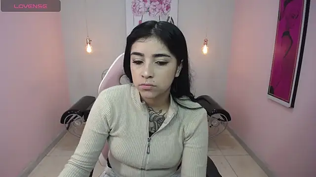 Adri gomez x online show from 18, 4, 2026