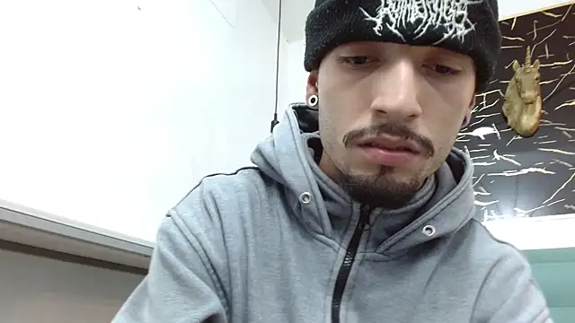 Juan-Jose69 online show from 11, 1, 2026