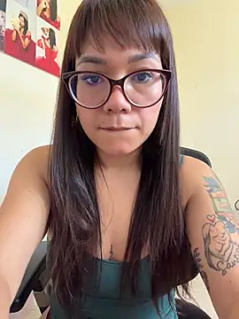 AlinayAlesso online show from 8, 1, 2026