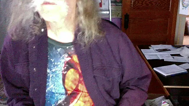 Snapshot of LickYourYoni chatting on 25, 5, 2026 LickYourYoni online show from 25, 5, 2026