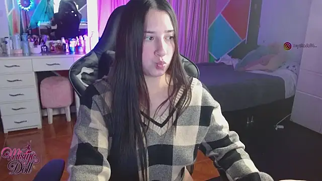 Mysticdooll69 online show from 13, 7, 2026