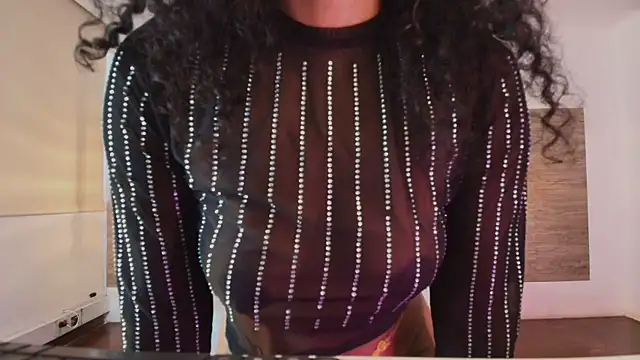 Ellie-Alves online show from 8, 4, 2026