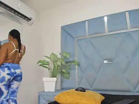 sweetdesireasm online show from 18, 1, 2026