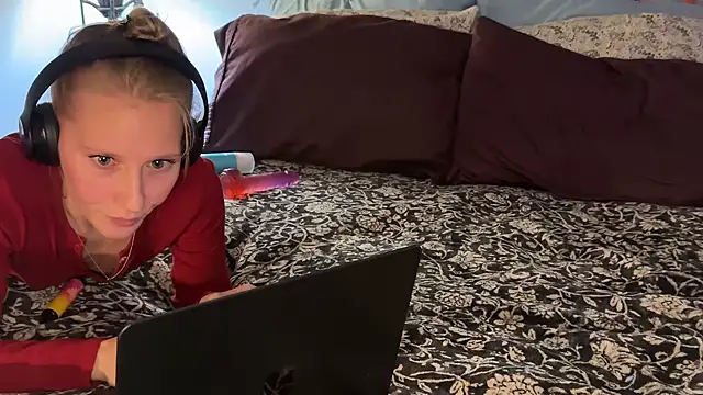 Snapshot of mysunidreamss chatting on 17, 1, 2026 mysunidreamss online show from 17, 1, 2026