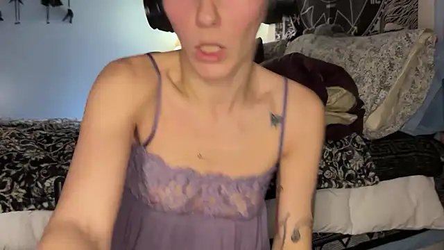 Snapshot of mysunidreamss chatting on 4, 2, 2026 mysunidreamss online show from 4, 2, 2026