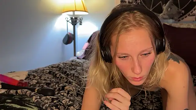 Snapshot of mysunidreamss chatting on 7, 2, 2026 mysunidreamss online show from 7, 2, 2026