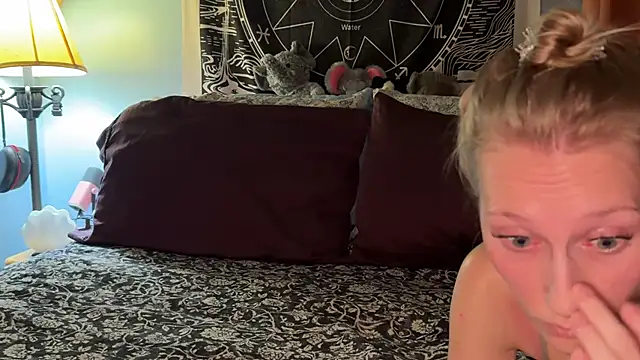 Snapshot of mysunidreamss chatting on 28, 2, 2026 mysunidreamss online show from 28, 2, 2026