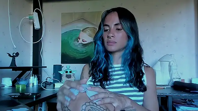 azula lillet online show from 25, 5, 2026