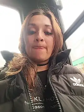 Snapshot of Alejandra_N chatting on 17, 6, 2026 Alejandra N online show from 17, 6, 2026
