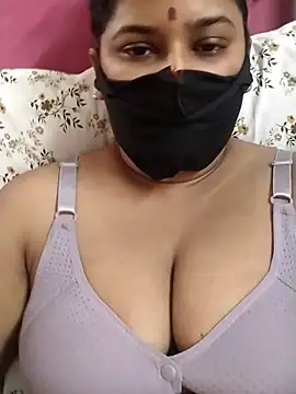 Snapshot of pinkisaha75 chatting on 3, 4, 2026 pinkisaha75 online show from 3, 4, 2026