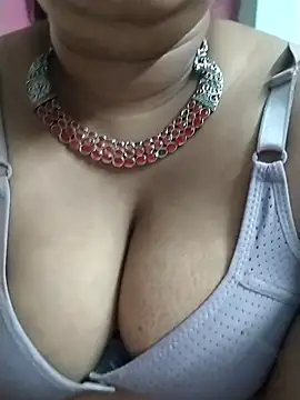 Snapshot of pinkisaha75 chatting on 6, 4, 2026 pinkisaha75 online show from 6, 4, 2026