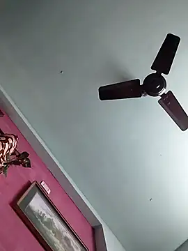 Snapshot of pinkisaha75 chatting on 9, 4, 2026 pinkisaha75 online show from 9, 4, 2026