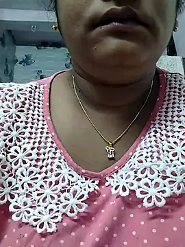 Snapshot of pinkisaha75 chatting on 11, 4, 2026 pinkisaha75 online show from 11, 4, 2026