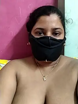 Snapshot of pinkisaha75 chatting on 13, 4, 2026 pinkisaha75 online show from 13, 4, 2026