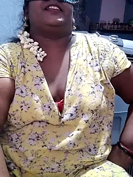 Snapshot of divyasree1431 chatting on 9, 6, 2026 divyasree1431 online show from 9, 6, 2026