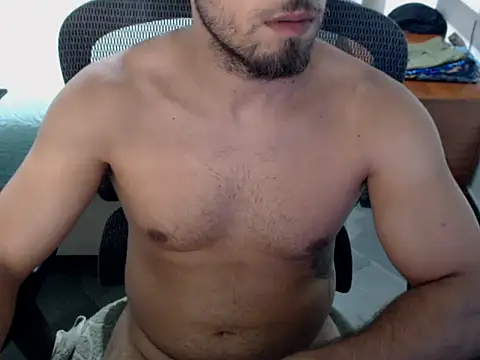 lucassouza18cm online show from 8, 1, 2026