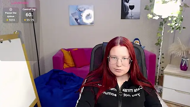 Snapshot of kuri_u chatting on 28, 4, 2026 kuri u online show from 28, 4, 2026