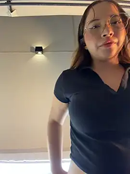 Snapshot of AliciaWhite_nt chatting on 1, 6, 2026 AliciaWhite nt online show from 1, 6, 2026