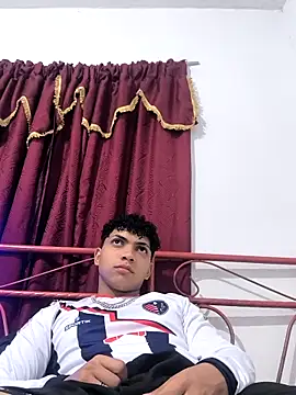 Snapshot of VersedChip chatting on 4, 2, 2026 VersedChip online show from 4, 2, 2026