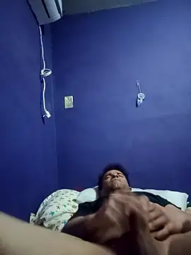 Snapshot of yoguitolokoche chatting on 3, 2, 2026 yoguitolokoche online show from 3, 2, 2026