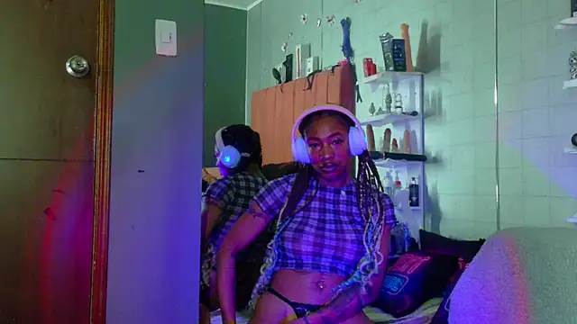 DaniaMarcell online show from 18, 4, 2026