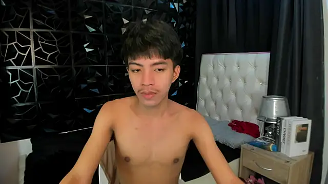 Snapshot of davincihugecock chatting on 3, 2, 2026 davincihugecock online show from 3, 2, 2026