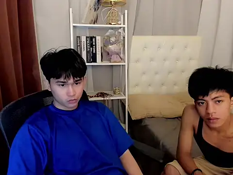 Snapshot of davincihugecock chatting on 2, 3, 2026 davincihugecock online show from 2, 3, 2026