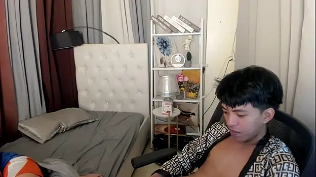 davincihugecock online show from 9, 6, 2026