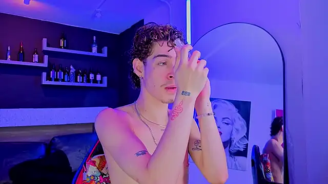 Snapshot of nova_salvatore chatting on 14, 5, 2026 nova salvatore online show from 14, 5, 2026