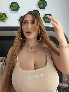 Snapshot of LucyBridgette chatting on 1, 6, 2026 LucyBridgette online show from 1, 6, 2026
