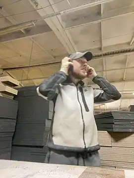 Dildogang online show from 2, 3, 2026