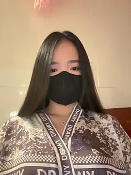 Gwen879 online show from 19, 3, 2026