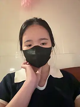 Gwen879 online show from 24, 3, 2026