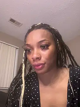 Snapshot of prettyprincess03 chatting on 6, 2, 2026 prettyprincess03 online show from 6, 2, 2026