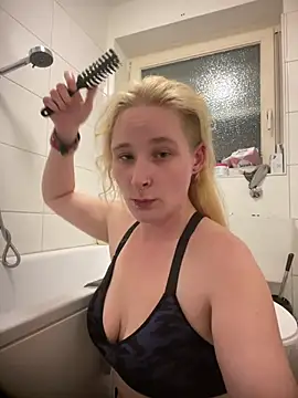 Snapshot of PurpleHazexx chatting on 27, 2, 2026 PurpleHazexx online show from 27, 2, 2026