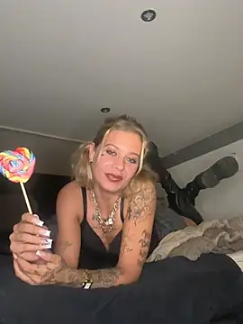 Zungenlolly quinn online show from 15, 1, 2026