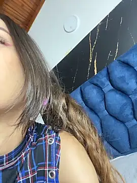 uncontrolled fire online show from 27, 3, 2026