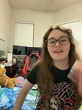 julia4thewin online show from 9, 4, 2026